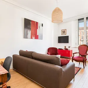  Appartement Palais De Justice